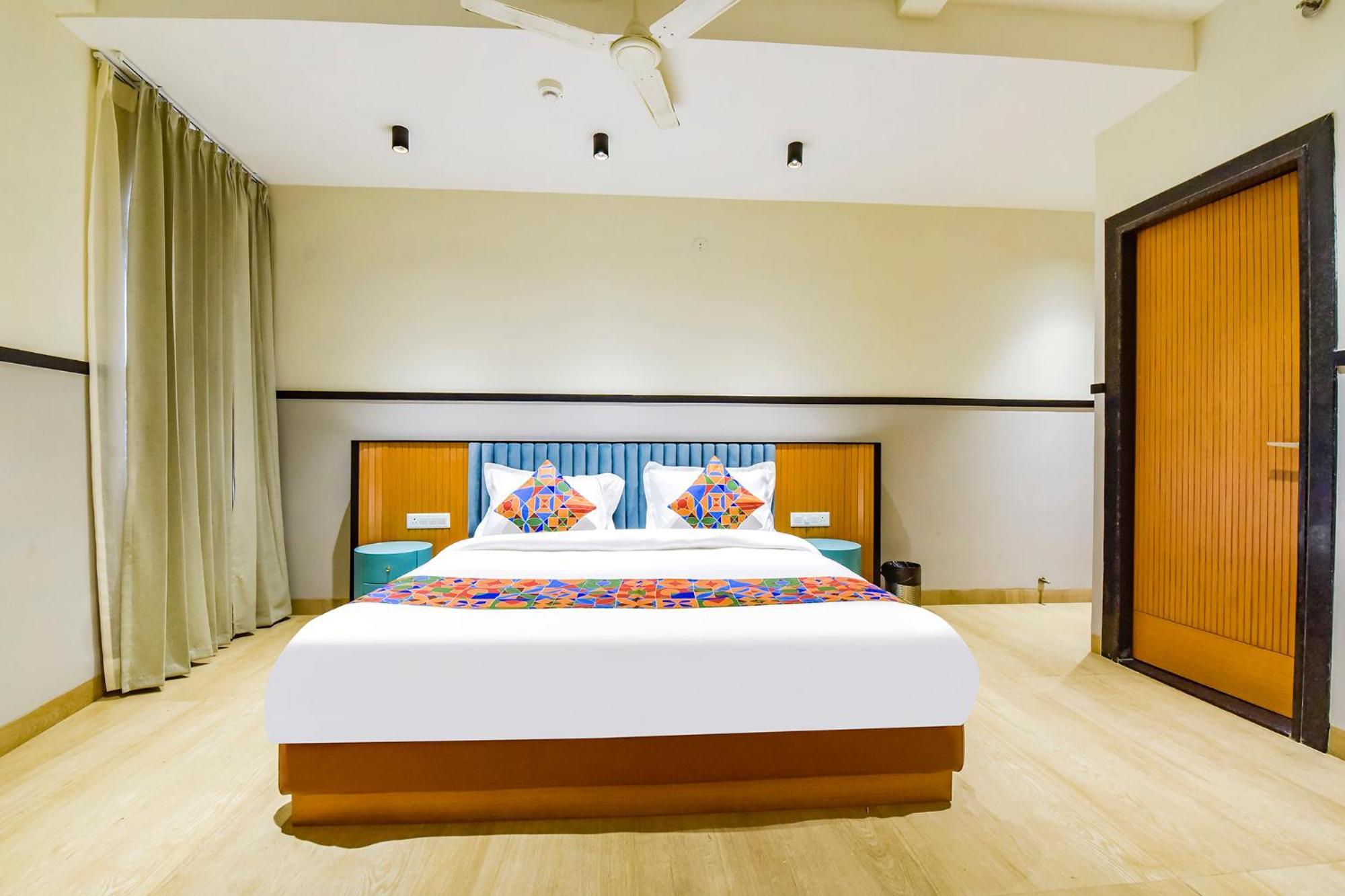 Bella Vista Hotel อุเดเปอร์ ภายนอก รูปภาพ