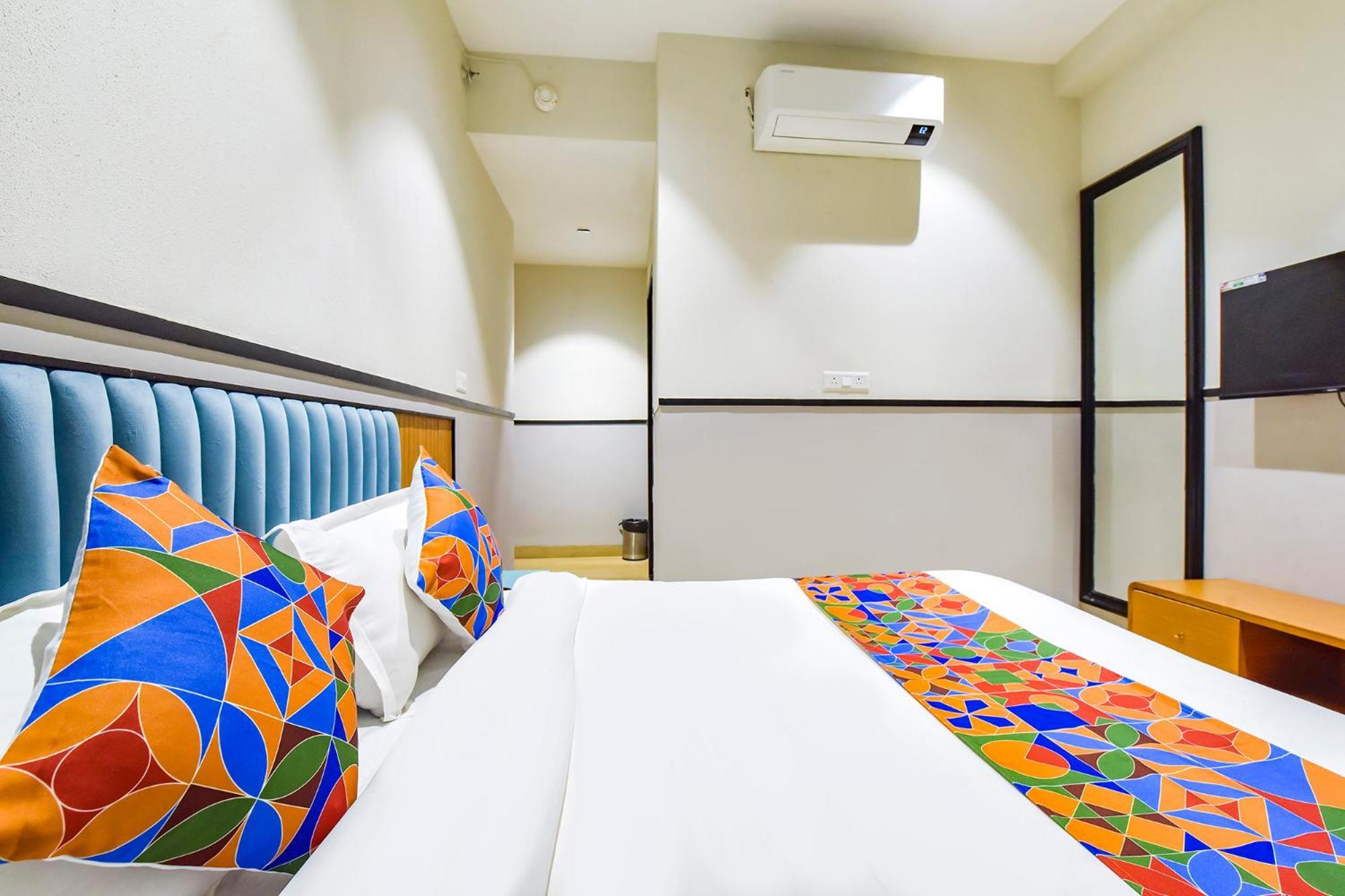 Bella Vista Hotel อุเดเปอร์ ภายนอก รูปภาพ