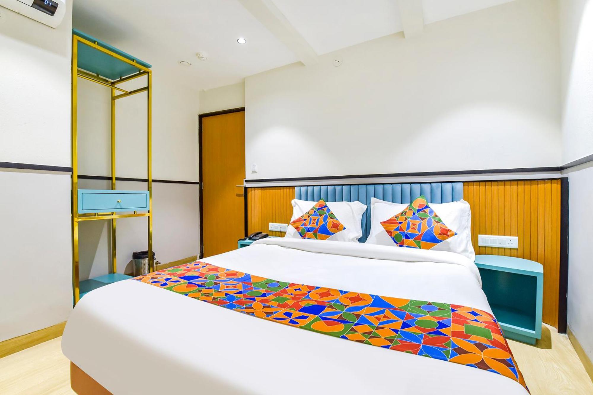 Bella Vista Hotel อุเดเปอร์ ภายนอก รูปภาพ