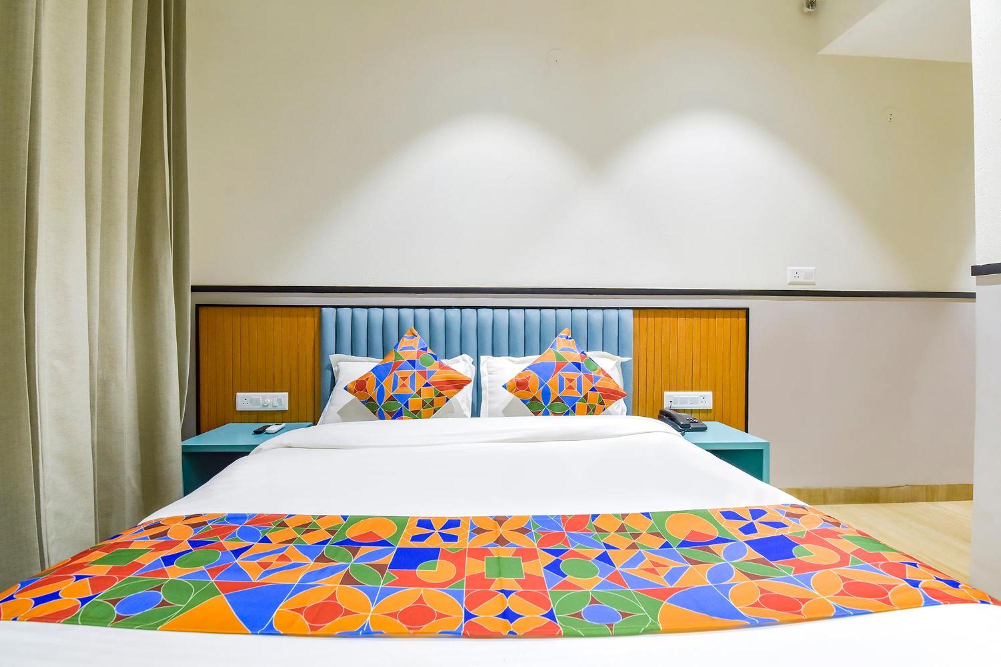 Bella Vista Hotel อุเดเปอร์ ภายนอก รูปภาพ