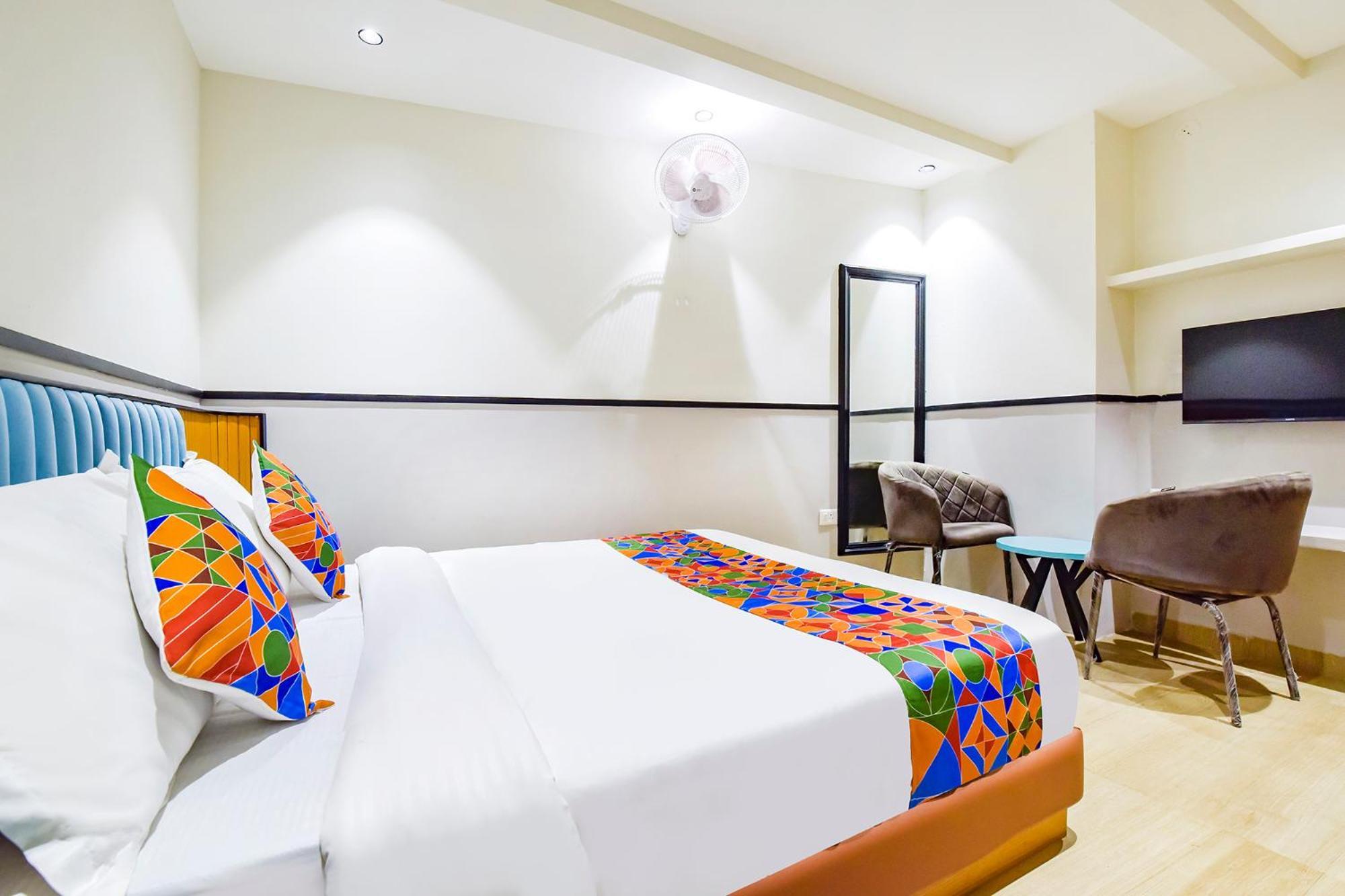 Bella Vista Hotel อุเดเปอร์ ภายนอก รูปภาพ